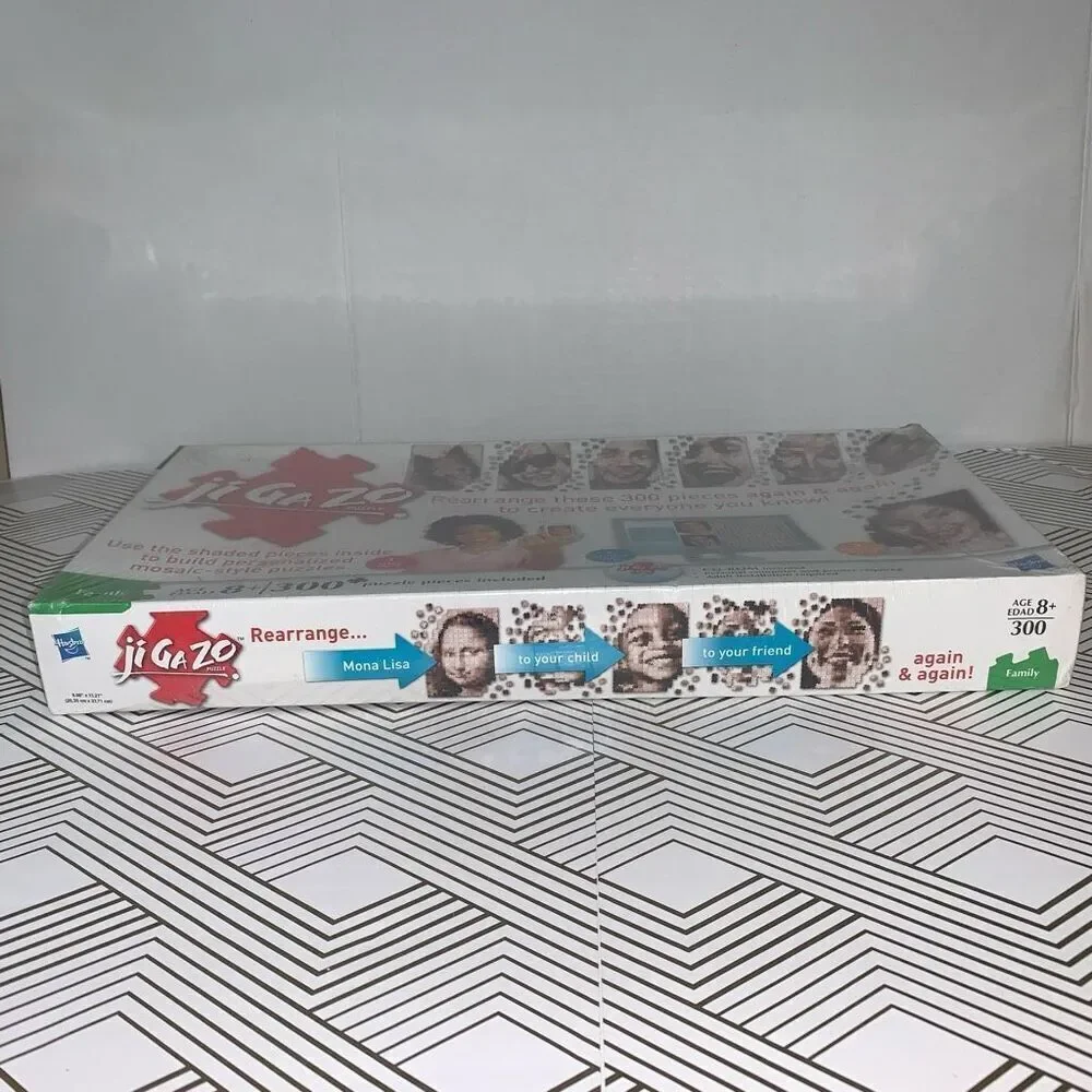 Hasbro Jigazo Puzzle Family Fun Mosaic style personalized Jigsaw Activity‎ New